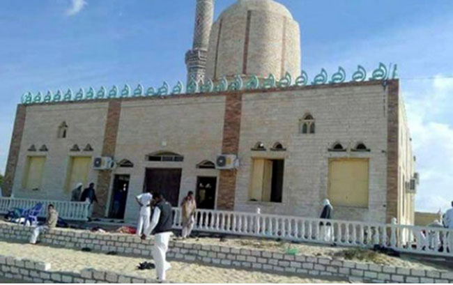 بیش از ۲۰۰ نفر در حمله به مسجدی در مصر کشته شدند 